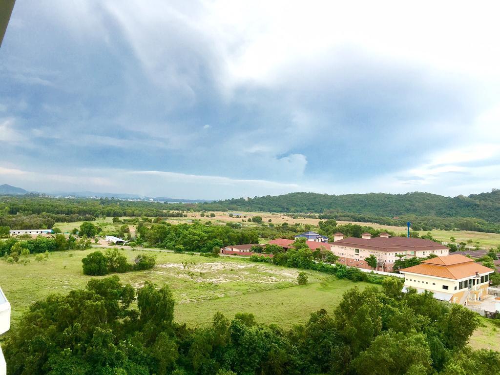 Rayong Condochain By Rainbow Ban Phe Eksteriør bilde