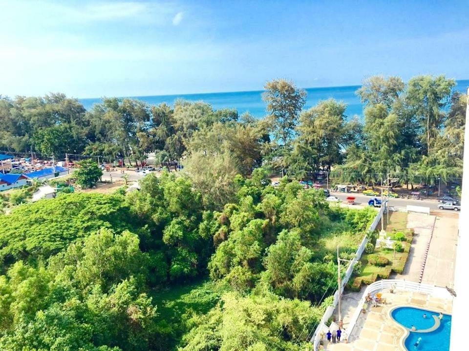 Rayong Condochain By Rainbow Ban Phe Eksteriør bilde